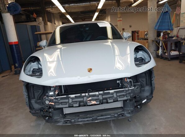 WP1AA2A52TLB00335 2026 PORSCHE MACAN Gray Vista interior trasera