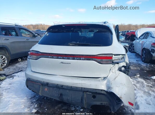 WP1AA2A54NLB08357 2022 PORSCHE MACAN White 