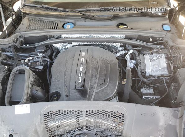 WP1AA2A56MLB05099 2021 PORSCHE MACAN Black Շարժիչի բաժամունքի տեսք