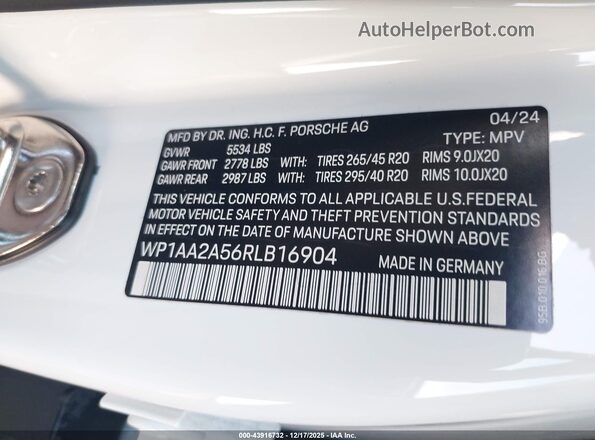 WP1AA2A56RLB16904 2024 PORSCHE MACAN White Widok komory silnika