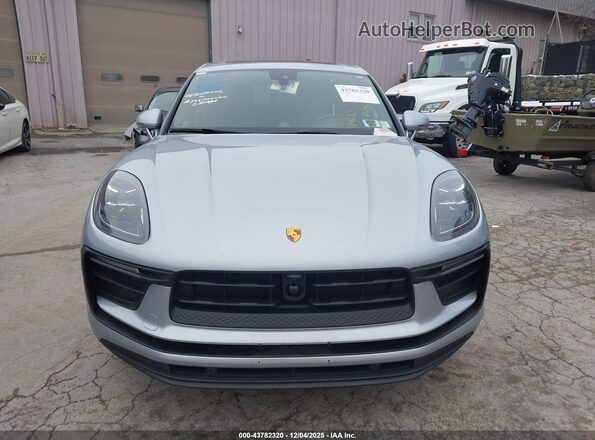 WP1AA2A58PLB07022 2023 PORSCHE MACAN Gray Սարքավորումների վահանակի տեսք