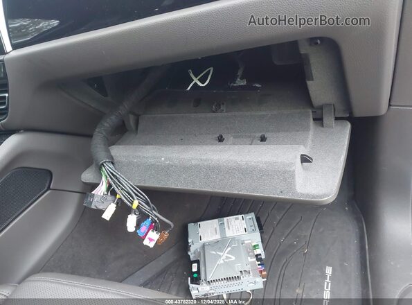 WP1AA2A58PLB07022 2023 PORSCHE MACAN Gray 