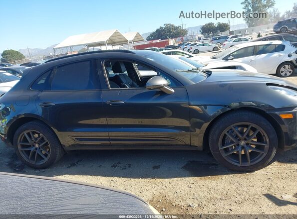 WP1AA2A58RLB03491 2024 PORSCHE MACAN Black Вид задньої частини салону