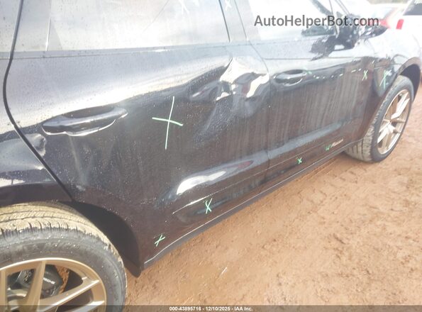 WP1AA2A58RLB15978 2024 PORSCHE MACAN Black 