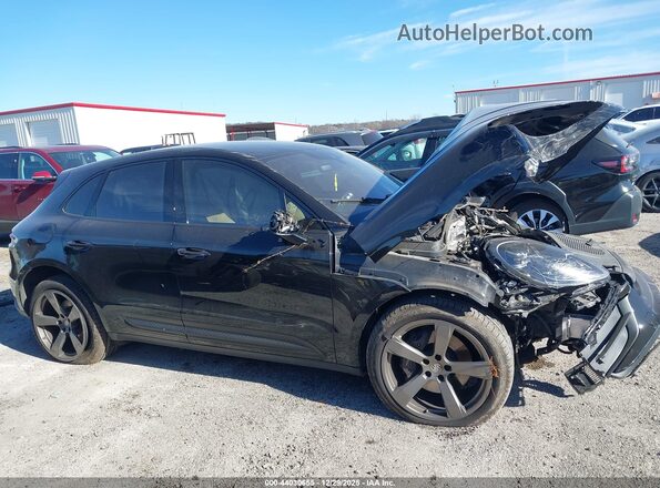 WP1AA2A59PLB00032 2023 PORSCHE MACAN Black Вид щитка приладів