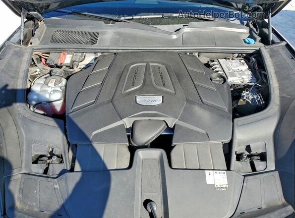 WP1AA2AY2NDA04020 2022 PORSCHE CAYENNE Black Rear interior view