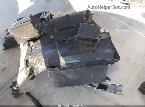 WP1AA2AY3SDA01235 2025 PORSCHE CAYENNE Белый Вид щитка приборов