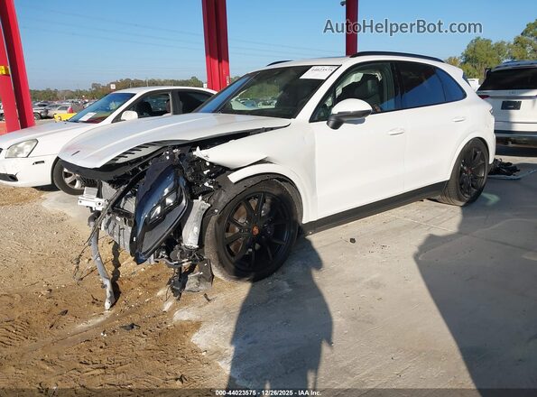 WP1AA2AY3SDA01235 2025 PORSCHE CAYENNE Белый Передняя левая четверть