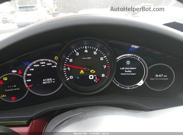 WP1AA2AY5MDA10361 2021 PORSCHE CAYENNE White Vista de los asientos traseros