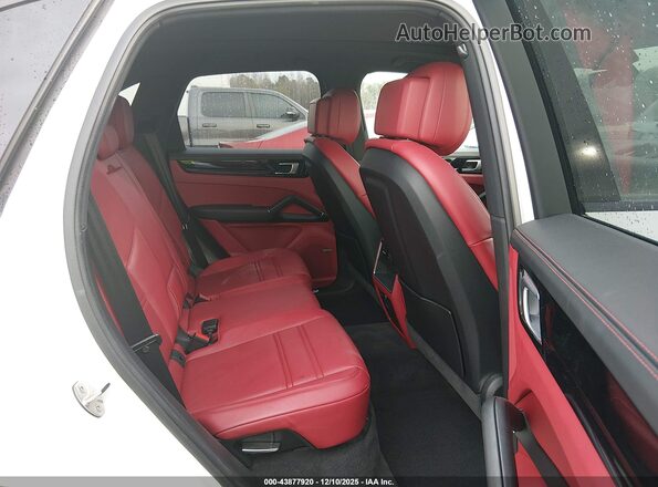 WP1AA2AY5MDA10361 2021 PORSCHE CAYENNE White Vista de la etiqueta del VIN