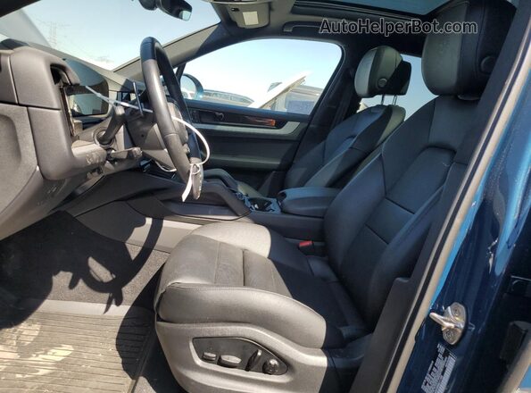 WP1AA2AY5RDA11193 2024 PORSCHE CAYENNE Blue წინა სალონის ხედი