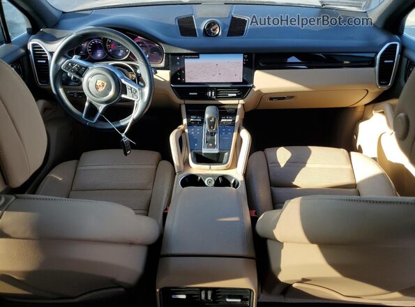 WP1AA2AY8PDA02095 2023 PORSCHE CAYENNE Blue Widok deski rozdzielczej