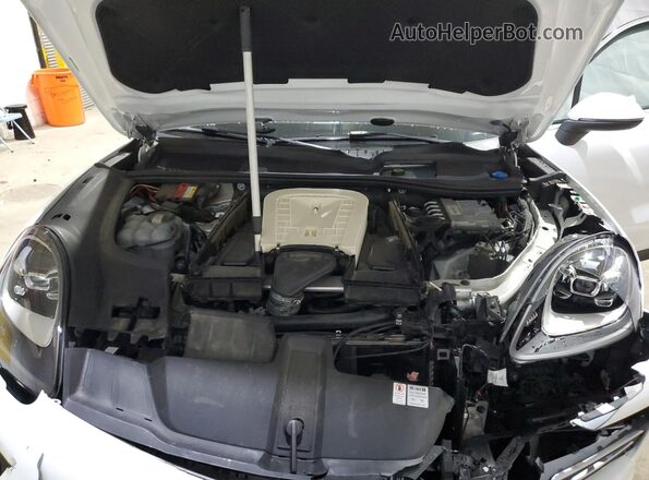 WP1AA2AYXMDA07858 2021 PORSCHE CAYENNE White Widok komory silnika