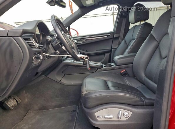 WP1AB2A53MLB32161 2021 PORSCHE MACAN Красный Вид салона спереди