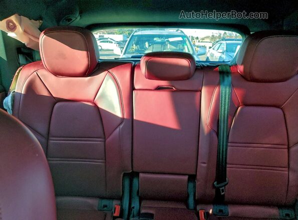 WP1AB2AY3MDA27205 2021 PORSCHE CAYENNE Черный Вид задних сидений