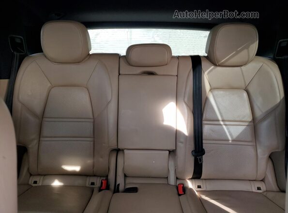 WP1AB2AY5KDA61935 2019 PORSCHE CAYENNE Blue Vista de los asientos traseros