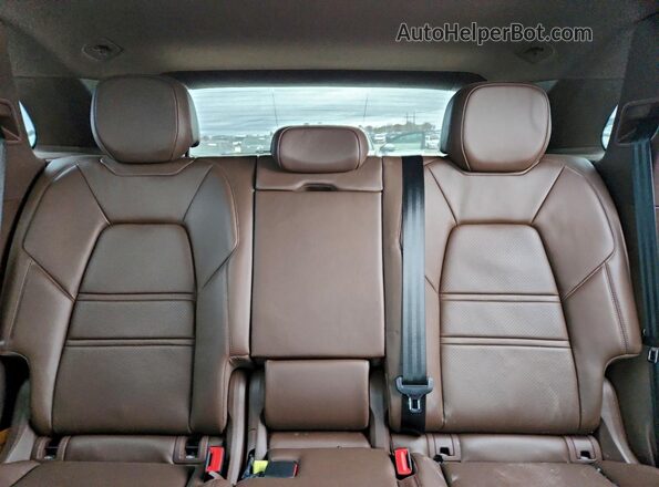 WP1AE2AY3MDA24764 2021 PORSCHE CAYENNE Угольный Вид задних сидений