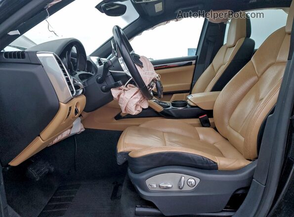 WP1AF2A26GLA40525 2016 PORSCHE CAYENNE Black წინა სალონის ხედი