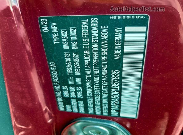 WP1AF2A50PLB57835 2023 PORSCHE MACAN Red ძრავის განყოფილების ხედი