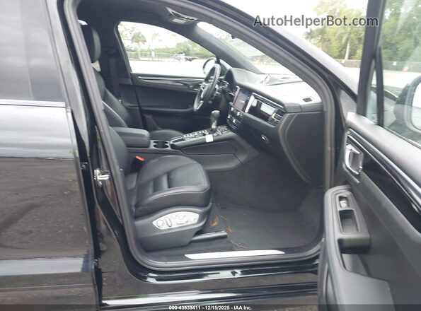 WP1AF2A51MLB60223 2021 PORSCHE MACAN Black 