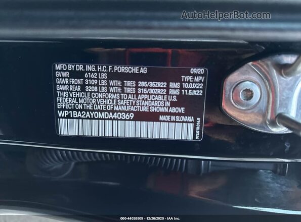 WP1BA2AY0MDA40369 2021 PORSCHE CAYENNE Black Engine compartment view