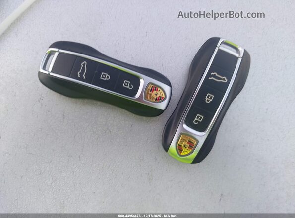 WP1BA2AY3LDA47394 2020 PORSCHE CAYENNE Gray წინა პანელის ხედი