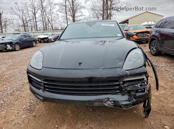 WP1BA2AYXMDA41965 2021 PORSCHE CAYENNE Black Widok z przodu