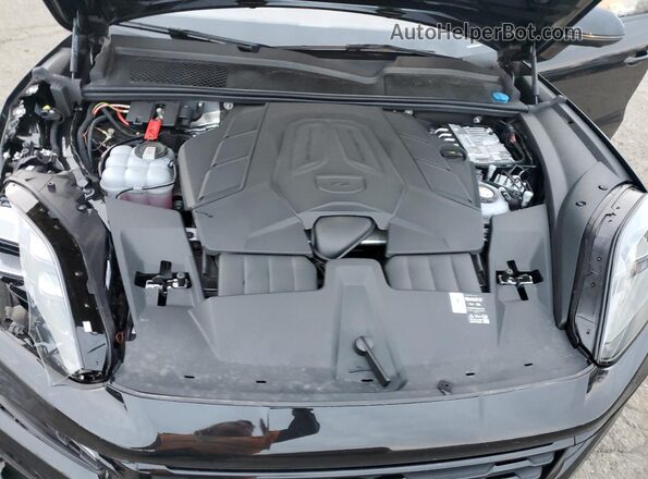 WP1BN2AY9SDA41070 2025 PORSCHE CAYENNE Black Rear interior view