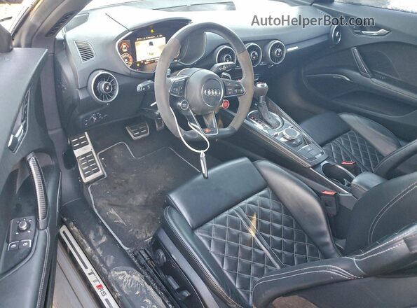 WUACSAFV2J1902826 2018 AUDI TT Silver Dashboard view