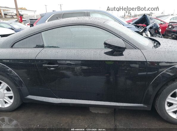 WUACSAFVXJ1900144 2018 AUDI TT Black სალონის 360-გრადუსიანი ხედი