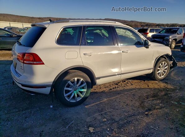 WVGEF7BP3HD001683 2017 VOLKSWAGEN TOUAREG White Trasero derecho