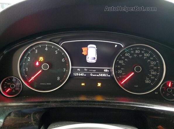 WVGEF7BP6HD006358 2017 VOLKSWAGEN TOUAREG White Widok zestawu wskaźników