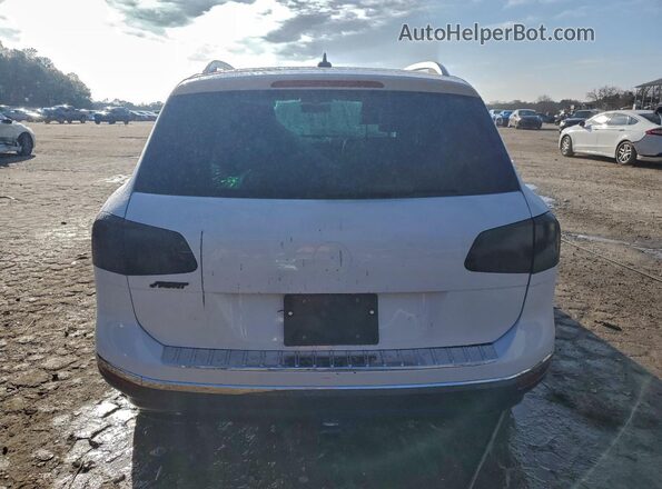 WVGEF9BP9GD003254 2016 VOLKSWAGEN TOUAREG White Vista trasera