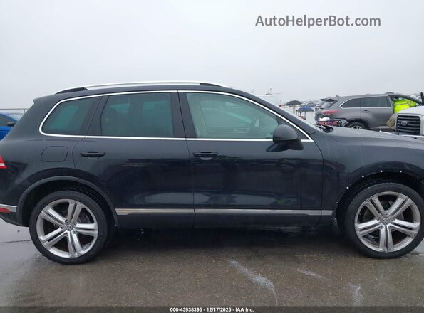 WVGGF7BPXHD001396 2017 VOLKSWAGEN TOUAREG Dark Blue Панорамный вид салона 360°
