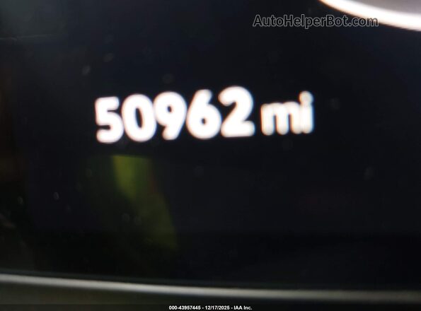 WVGTMPE22NP073661 2022 VOLKSWAGEN ID.4 Gray 