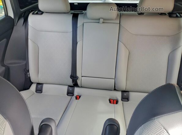 WVGUNPE27MP064194 2021 VOLKSWAGEN ID.4 White Vista interior trasera