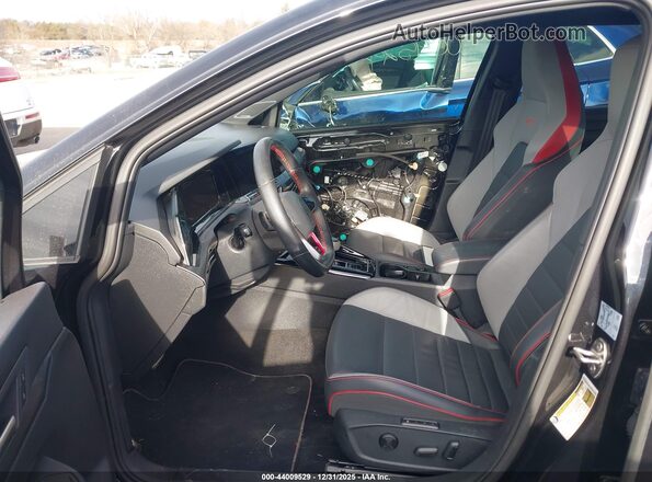 WVW3A7CD0PW184588 2023 VOLKSWAGEN GOLF Black წინა სალონის ხედი