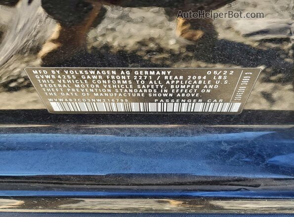 WVW487CD3NW216799 2022 VOLKSWAGEN GTI Black Вид підкапотного простору