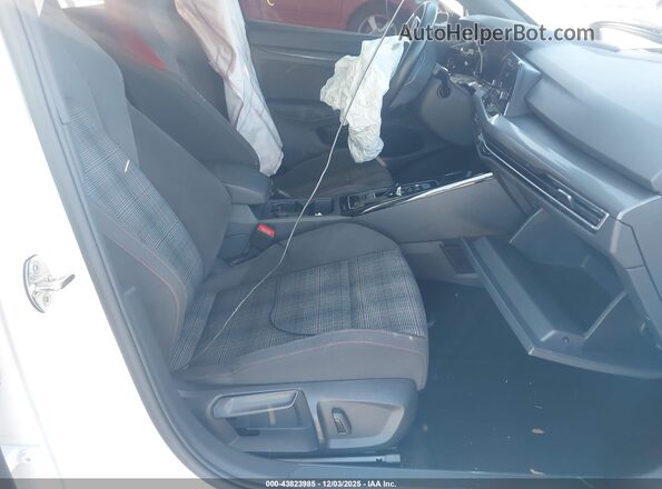 WVWGA7CDXPW168822 2023 VOLKSWAGEN GOLF White წინა სალონის ხედი