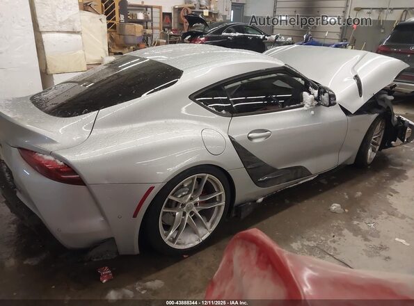 WZ1DB0C03NW051201 2022 TOYOTA GR SUPRA Silver Հետևի աջ