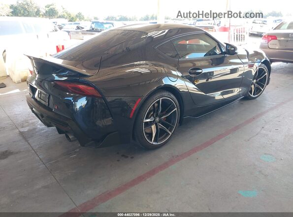WZ1DB0C08MW039124 2021 TOYOTA GR SUPRA Черный Задняя правая четверть