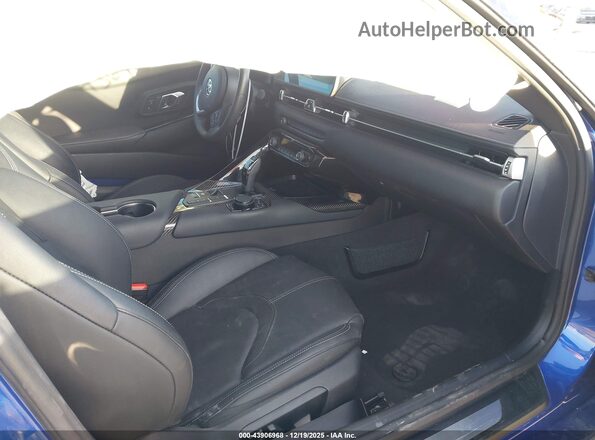 WZ1DB0G02PW058931 2023 TOYOTA GR SUPRA Blue Front interior view