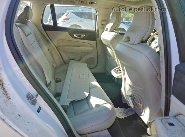 YV1102EL4L2354576 2020 VOLVO V60 White Rear interior view