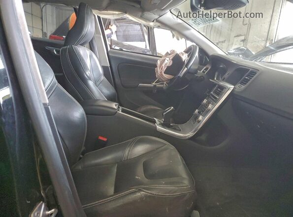 YV126MFL2H2436293 2017 VOLVO S60 Black 