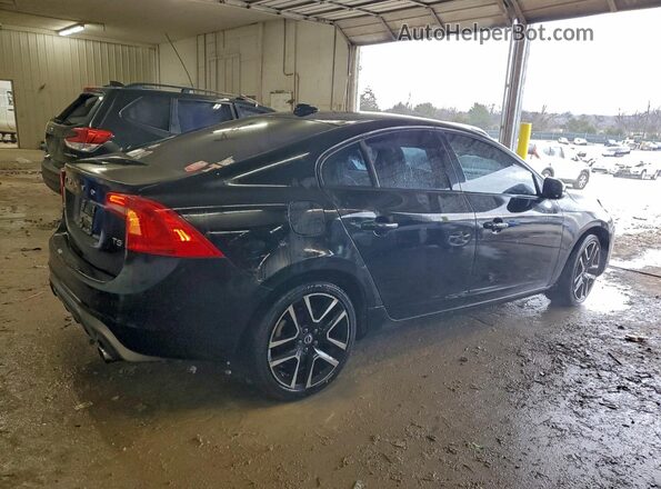 YV126MFL2H2436293 2017 VOLVO S60 Black 