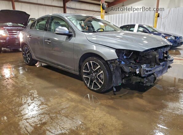 YV140MTL1J2457799 2018 VOLVO S60 Gray Front right