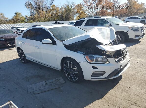 YV140MTL2H2431691 2017 VOLVO S60 White Przód prawy