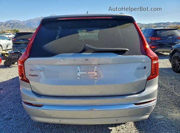 YV4062PF3S1327460 2025 VOLVO XC90 Silver Vista trasera