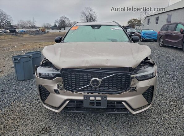 YV4062RX1P1294214 2023 VOLVO XC60 Tan Vista frontal