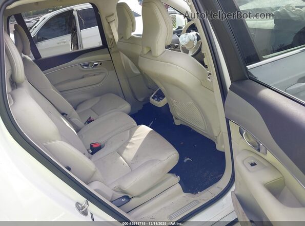 YV4102CK8N1852429 2022 VOLVO XC90 White VIN sticker view